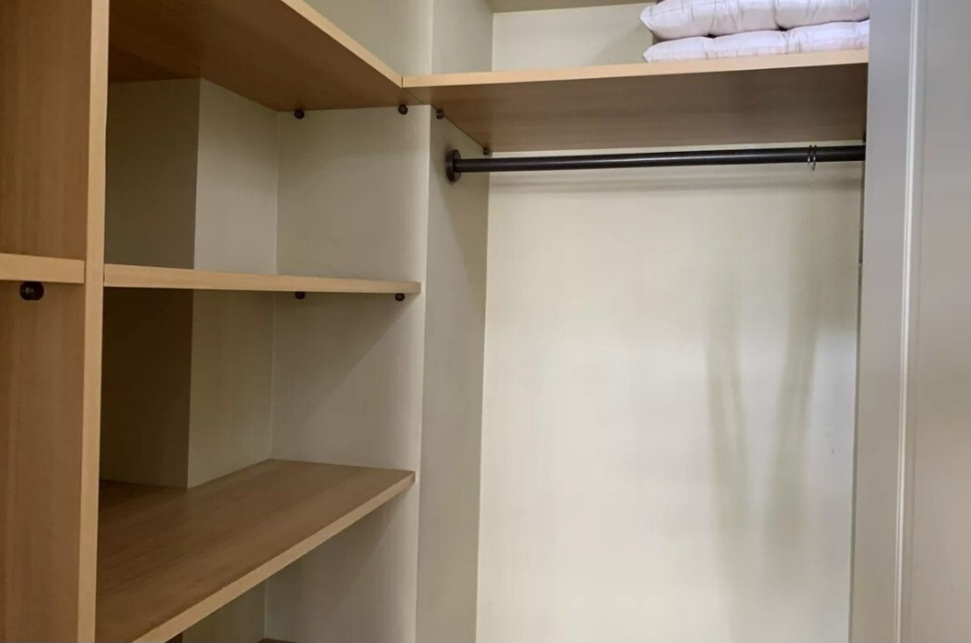 Arriendo Departamento 2D Centro Financiero - Las Condes