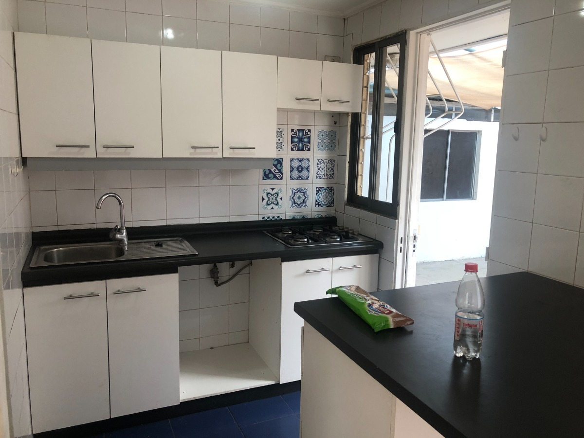 Arriendo Casa S 3D 2B 2E 1B Metro Hernando de Magallanes - Las Condes