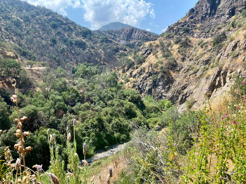 Arriendo Casa NO 2D 1B 3E 1B El Array&aacute;n - Lo Barnechea