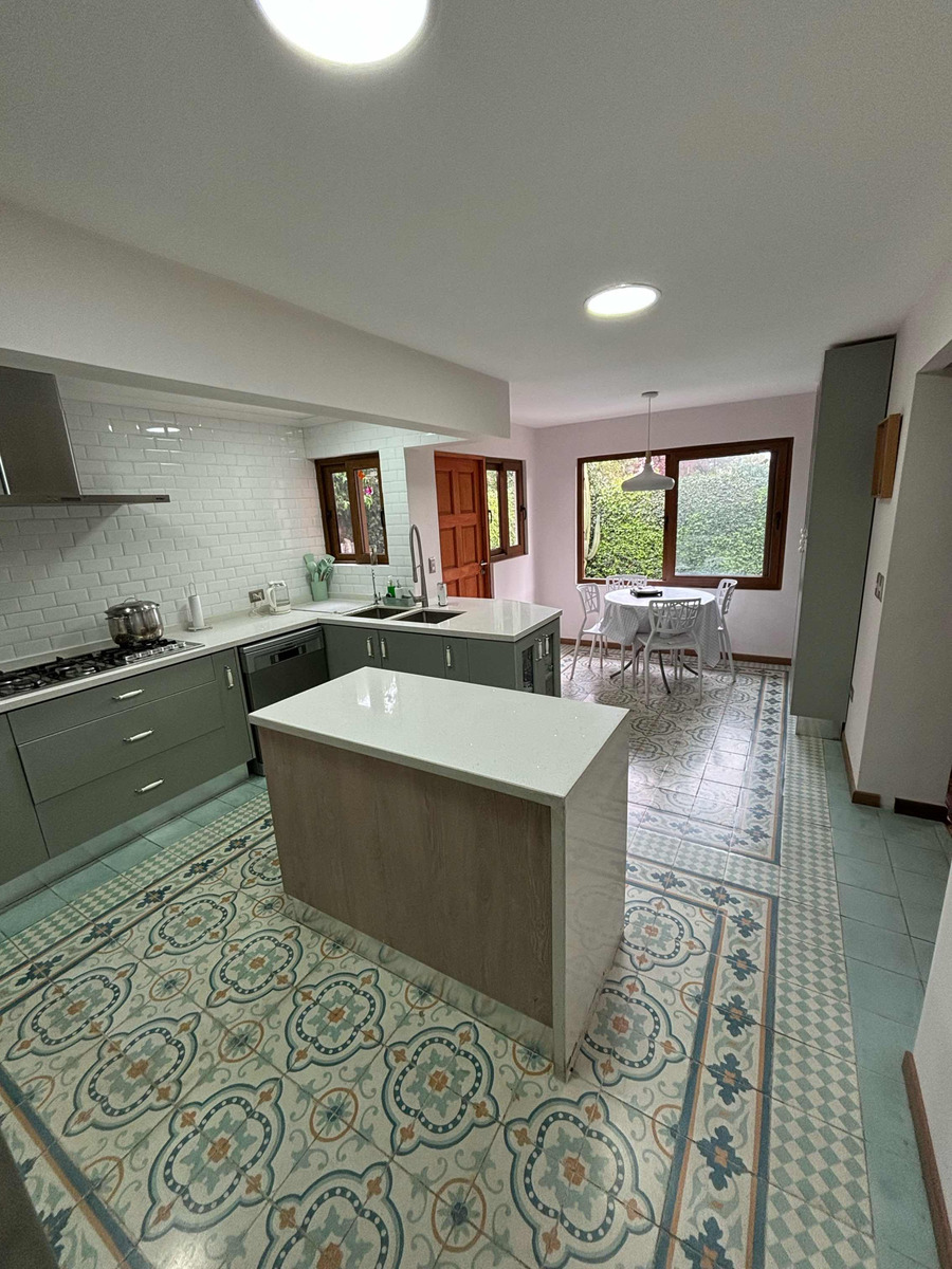 Arriendo Casa 5D 4B 3E Carlos Ossand&oacute;n - La Reina