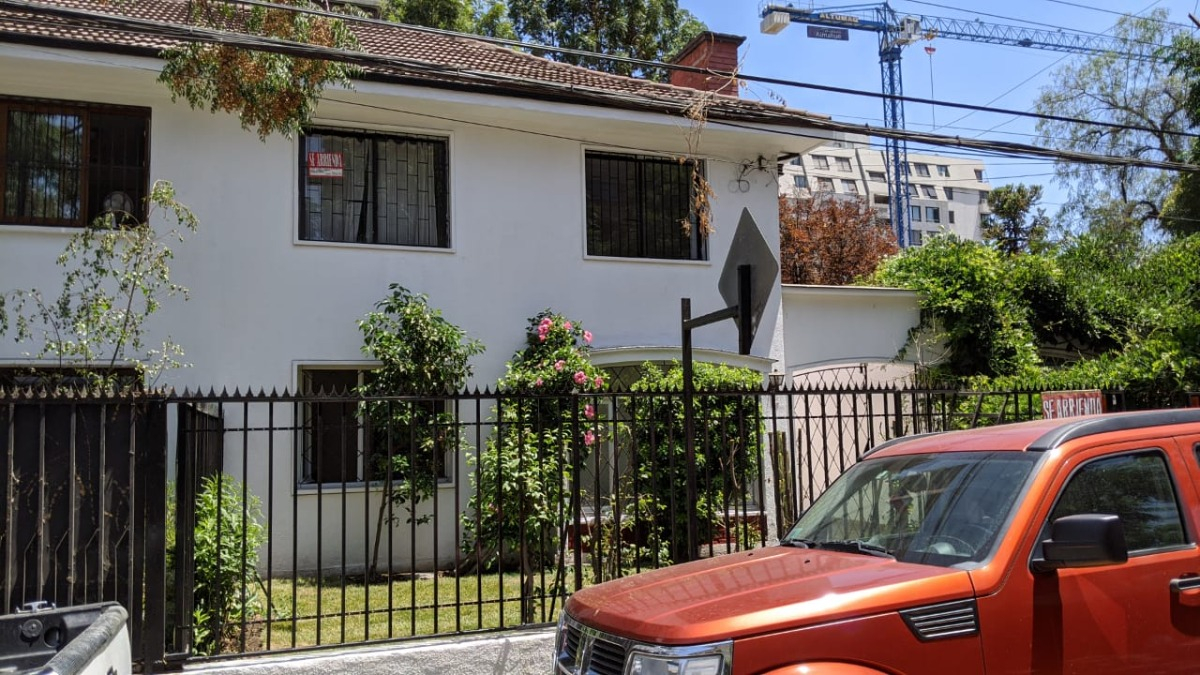 Arriendo Casa NO 4D 3B 2E 2B Vaticano - Las Condes