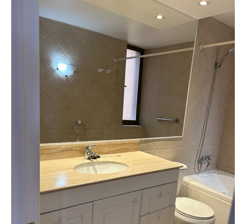 Venta Departamento SO 3D en suite Walk-in cl&oacute;set 2B 2E 1B Vaticano - Las Condes