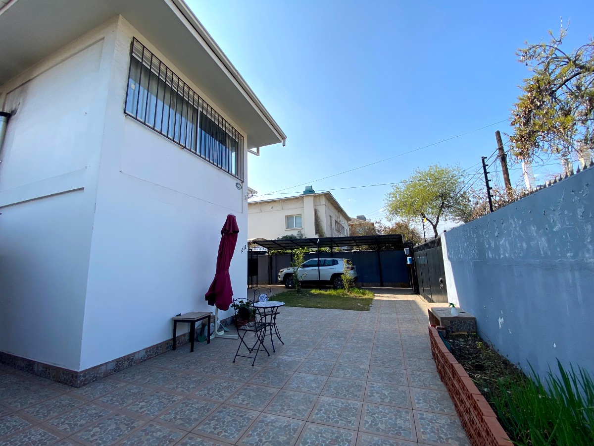 Arriendo Casa 4D 3B 3E 1B In&eacute;s de Su&aacute;rez - Providencia