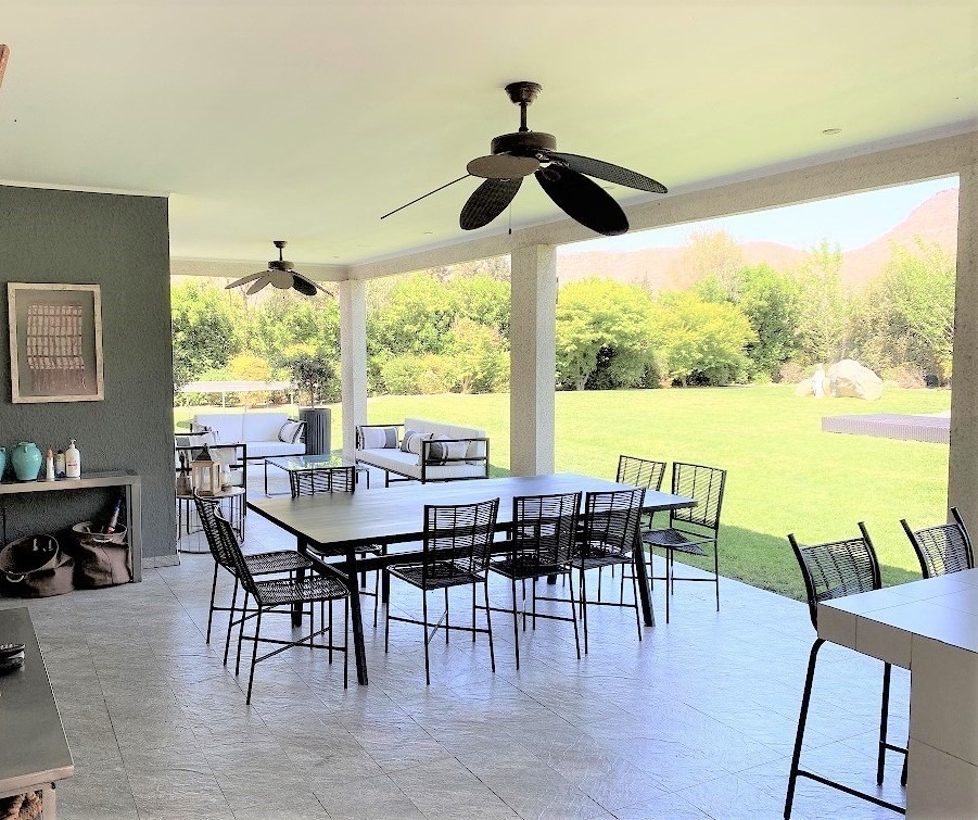 Venta Casa O 4D en suite Walk-in cl&oacute;set 4B 2E Chicureo - Colina