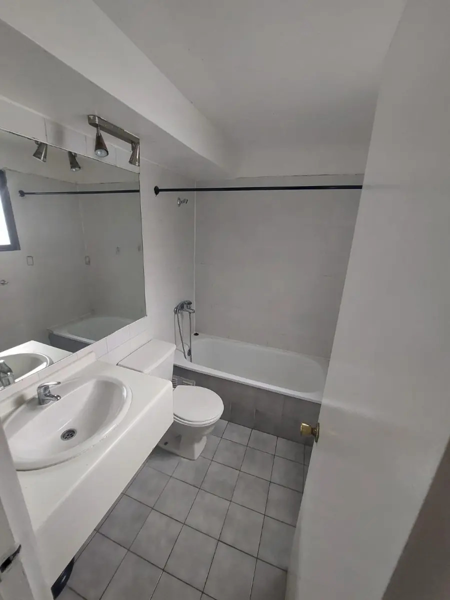 Venta Departamento 2D 2B 1E Los Dominicos - Las Condes