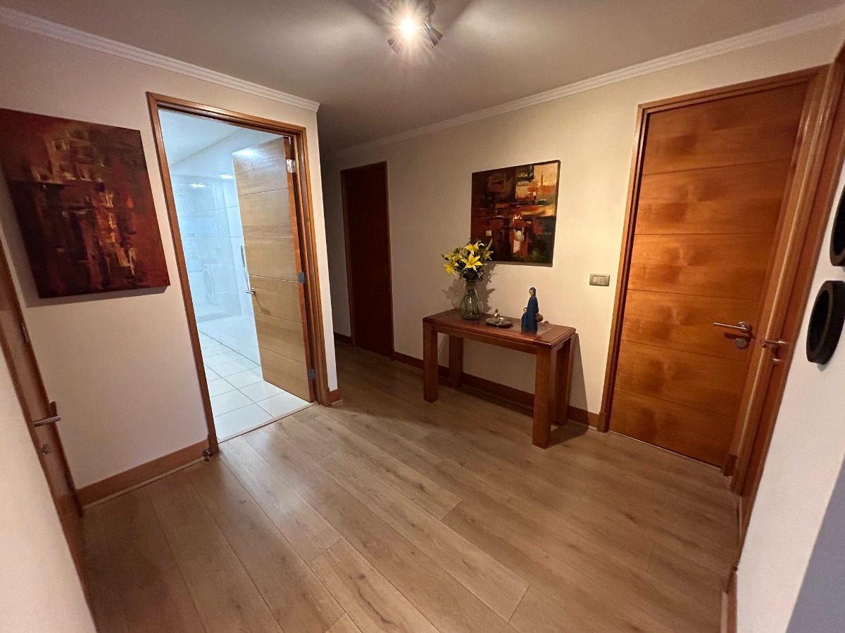 Venta Departamento S 3D en suite 3B 2E 1B  - Lo Barnechea