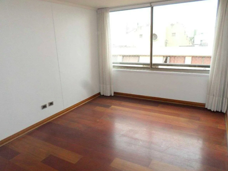 Venta Departamento Nor-Poniente 4D en suite 4B 2E 1B Jard&iacute;n Del Este - Vitacura