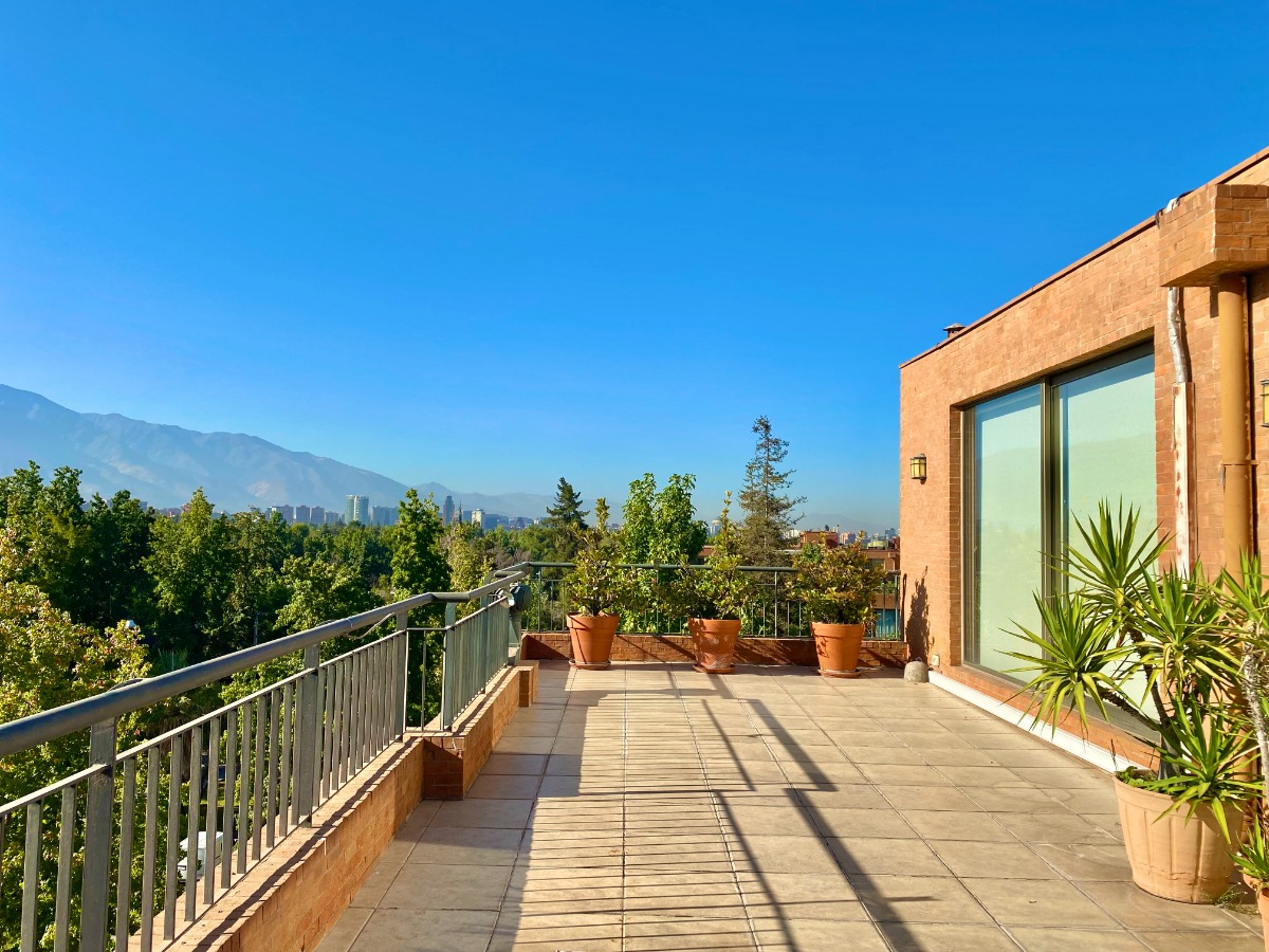 Arriendo Departamento NO 4D en suite Walk-in cl&oacute;set 4B 3E 3B Santa Mar&iacute;a de Manquehue - Vitacura