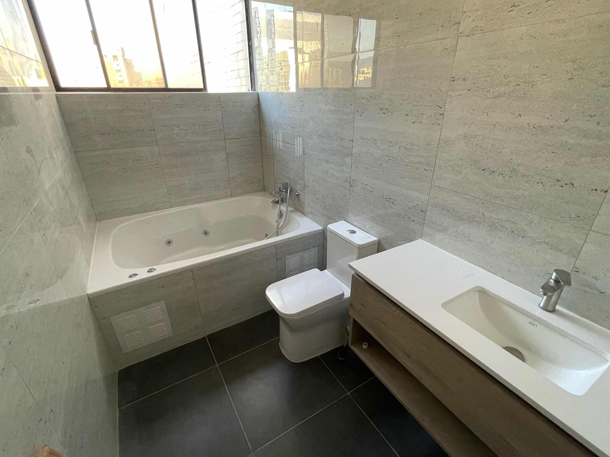 Venta Departamento N 4D 3B 1E 1B Los Leones - Providencia