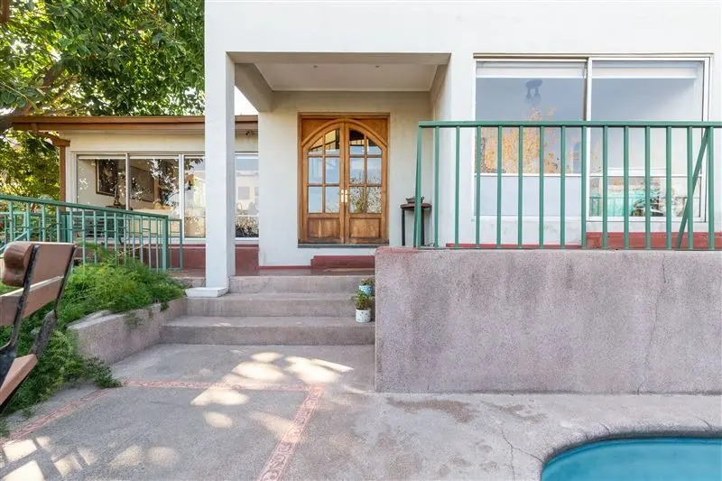 Venta Casa NP 5D en suite Walk-in cl&oacute;set 4B 2E 1Bd Los Dominicos - Las Condes