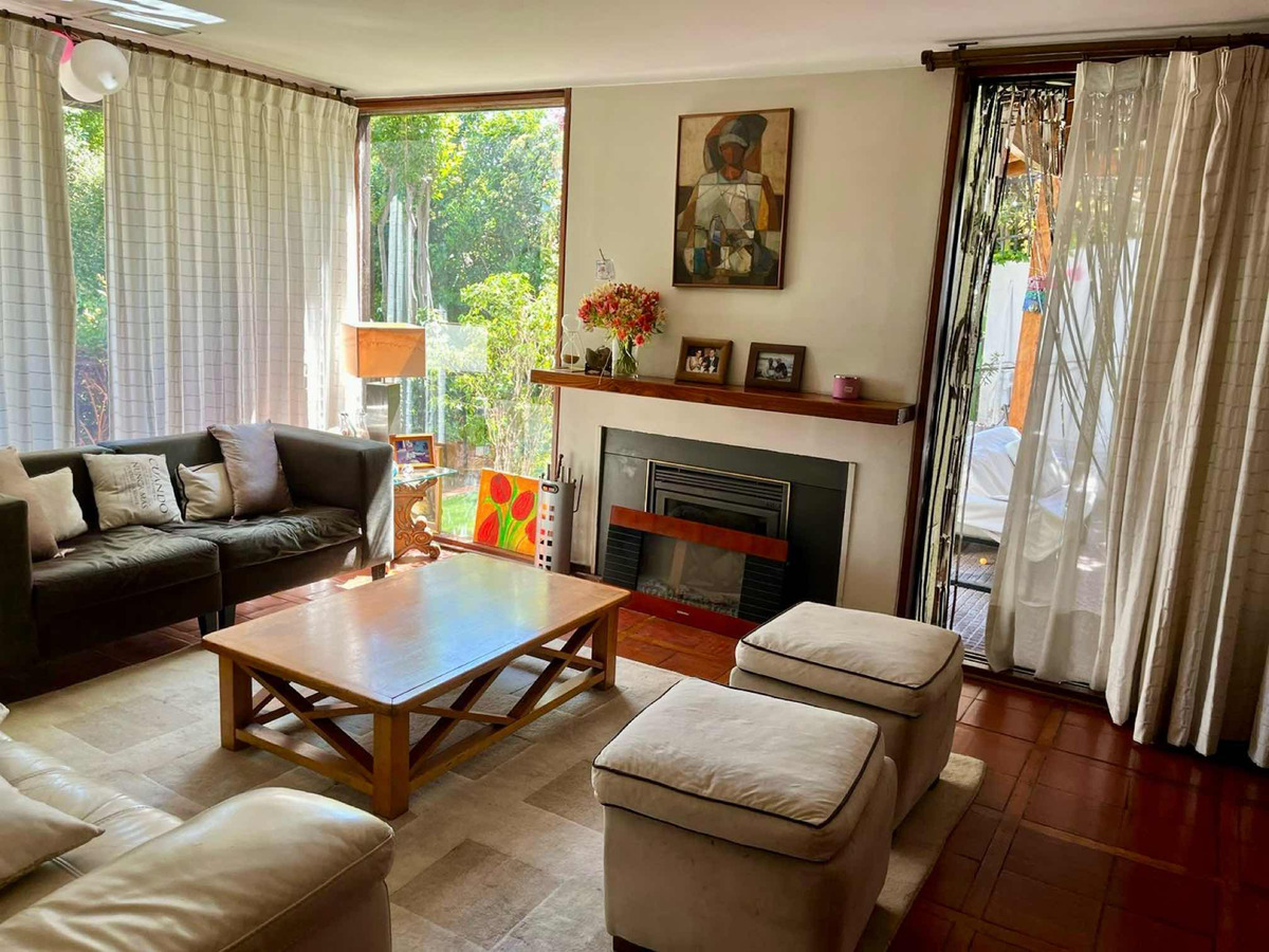 Arriendo Casa 5D 3B 2E Los Dominicos - Las Condes