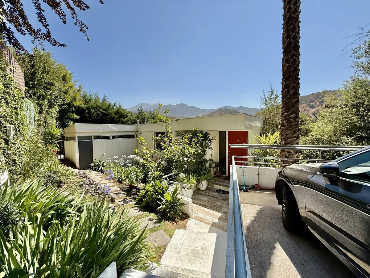 Venta Casa NO 5D 5B 2E El Huinganal - Lo Barnechea