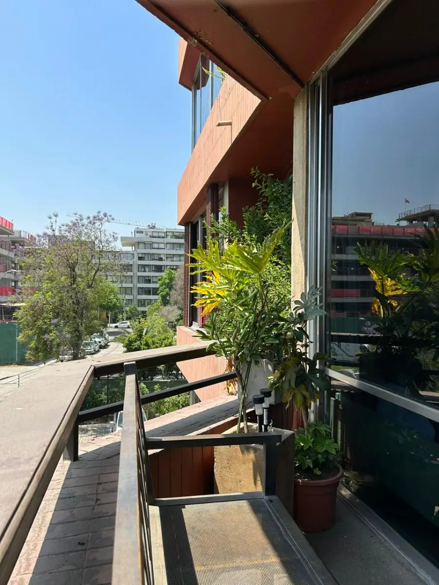 Venta Departamento O 4D en suite Walk-in cl&oacute;set 3B 2E 1B Borde R&iacute;o - Casa Piedra - Vitacura