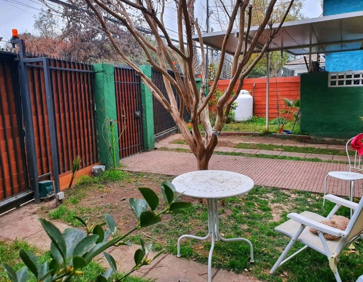 Venta Casa 5D Carlos Ossand&oacute;n - La Reina