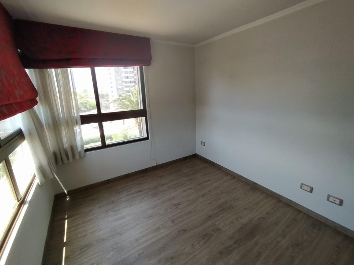 Venta Departamento 3D en suite Walk-in cl&oacute;set 2B 1E 1B Juan G&oacute;mez Millas - &Ntilde;u&ntilde;oa