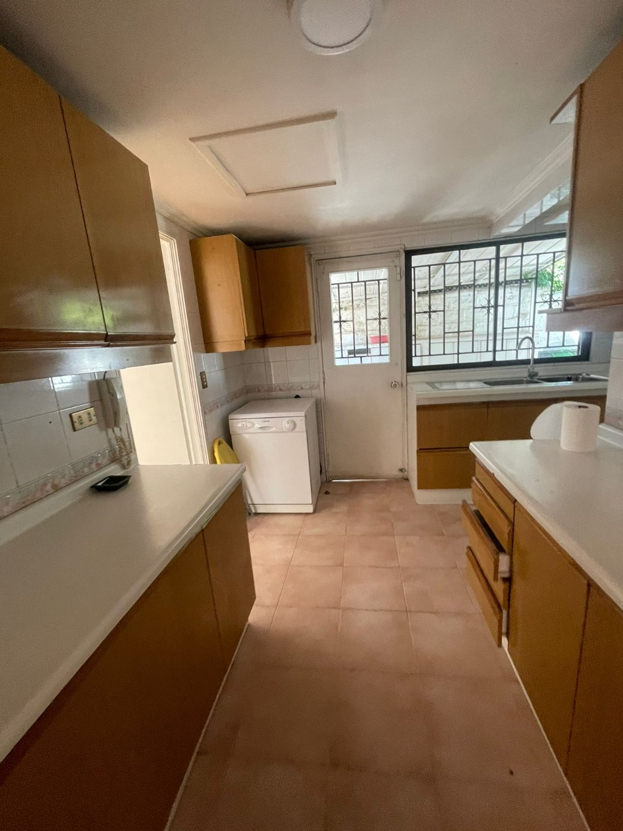 Venta Casa NO 5D en suite Walk-in cl&oacute;set 5B 3E 2B Metro Pr&iacute;ncipe de Gales - Country Club - La Reina