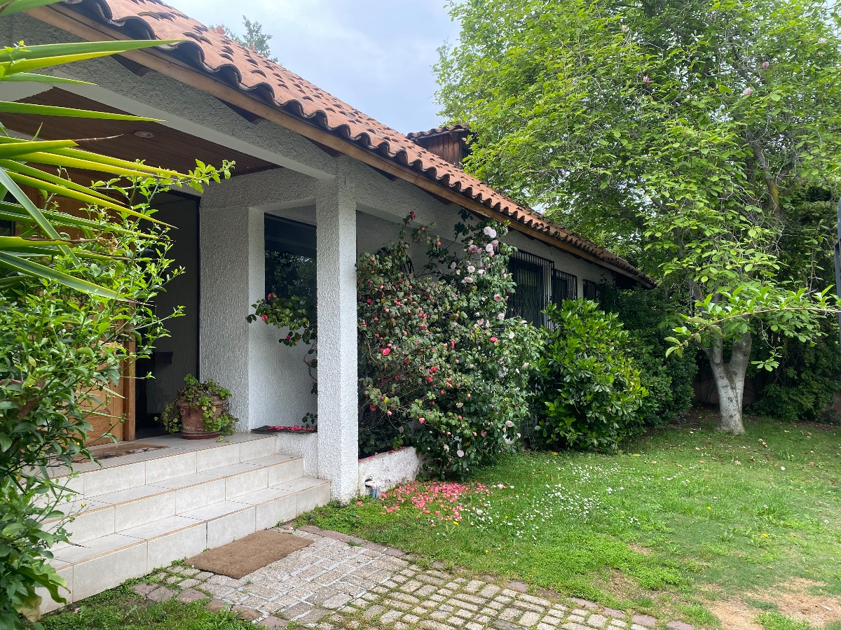 Venta Casa NO 6D 5B 4E 2B La Dehesa - Lo Barnechea