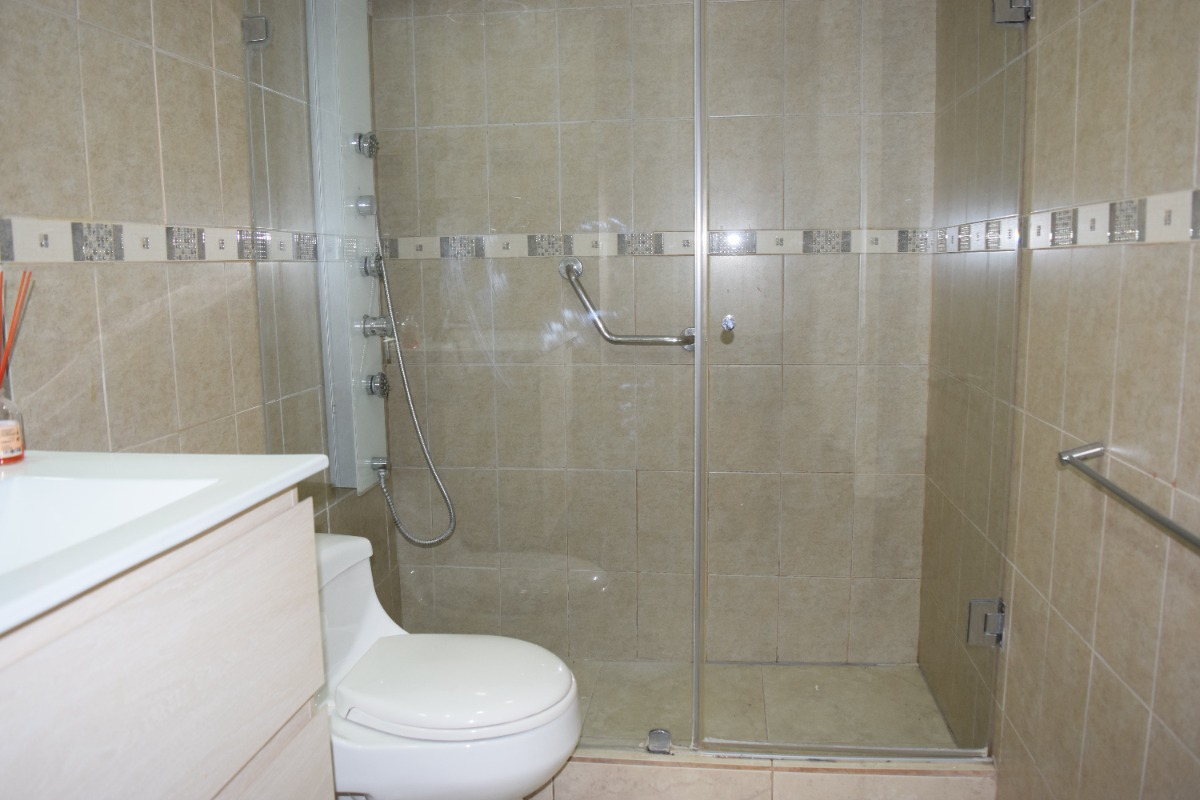 Arriendo Departamento N 4D en suite 4B 1E 1B Rotonda Atenas - Las Condes