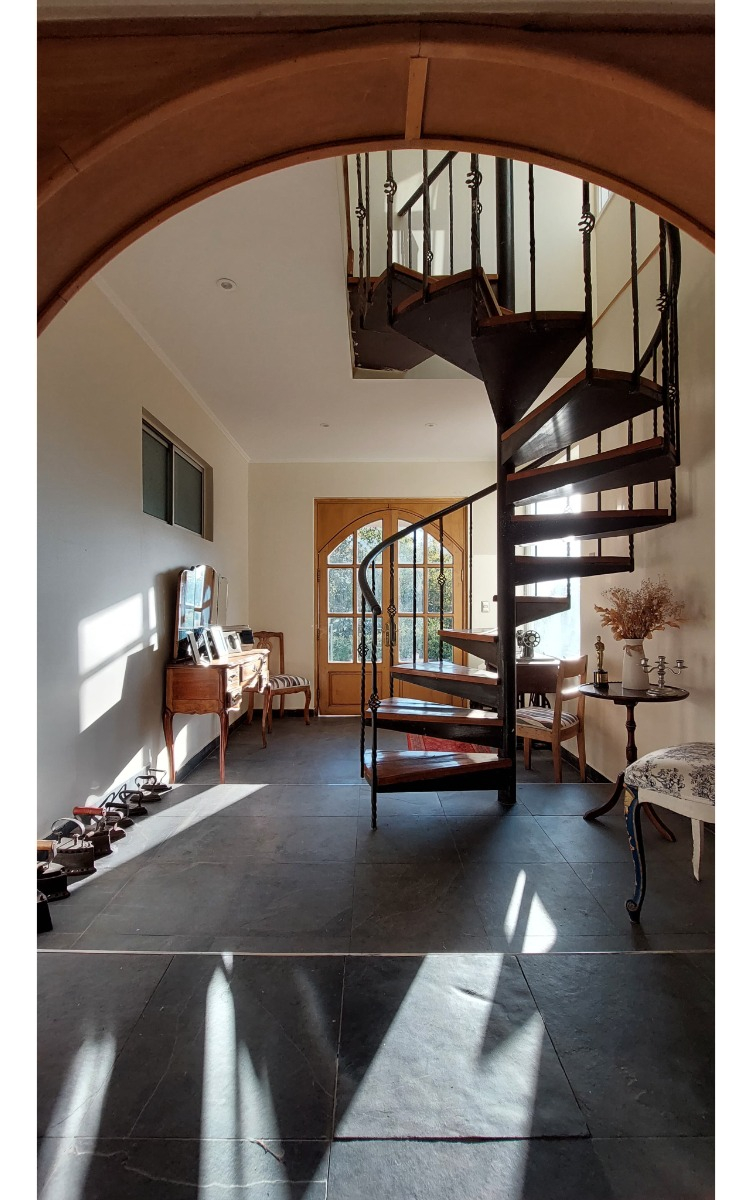 Venta Casa 5D en suite Walk-in cl&oacute;set 4B 2E Los Dominicos - Las Condes