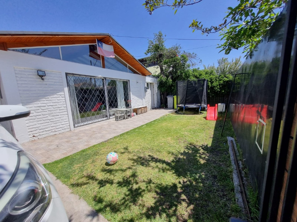 Arriendo Casa 4D Villa El Dorado - Vitacura