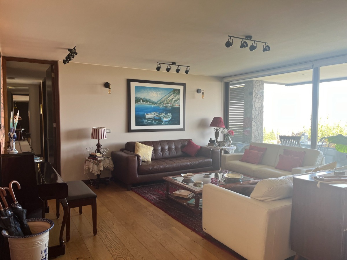 Venta Departamento 4D en suite Walk-in cl&oacute;set 4B 2E 1B Quinchamal&iacute; - Las Condes