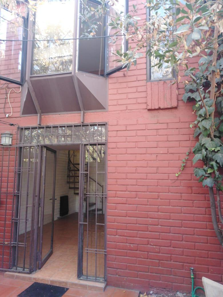 Arriendo Casa 2D 1B 1E Rotonda Atenas - Las Condes