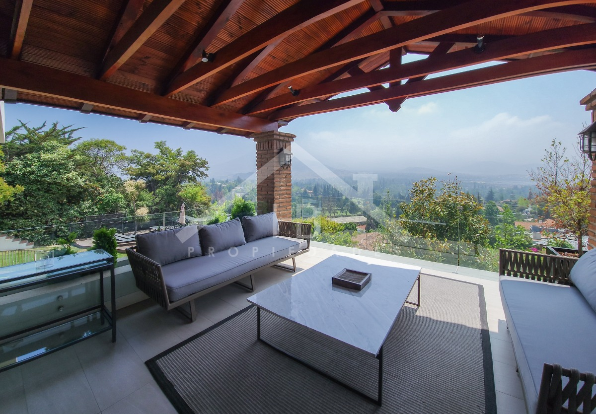 Venta Casa 5D en suite Walk-in cl&oacute;set 5B 3E 2B La Dehesa - Lo Barnechea