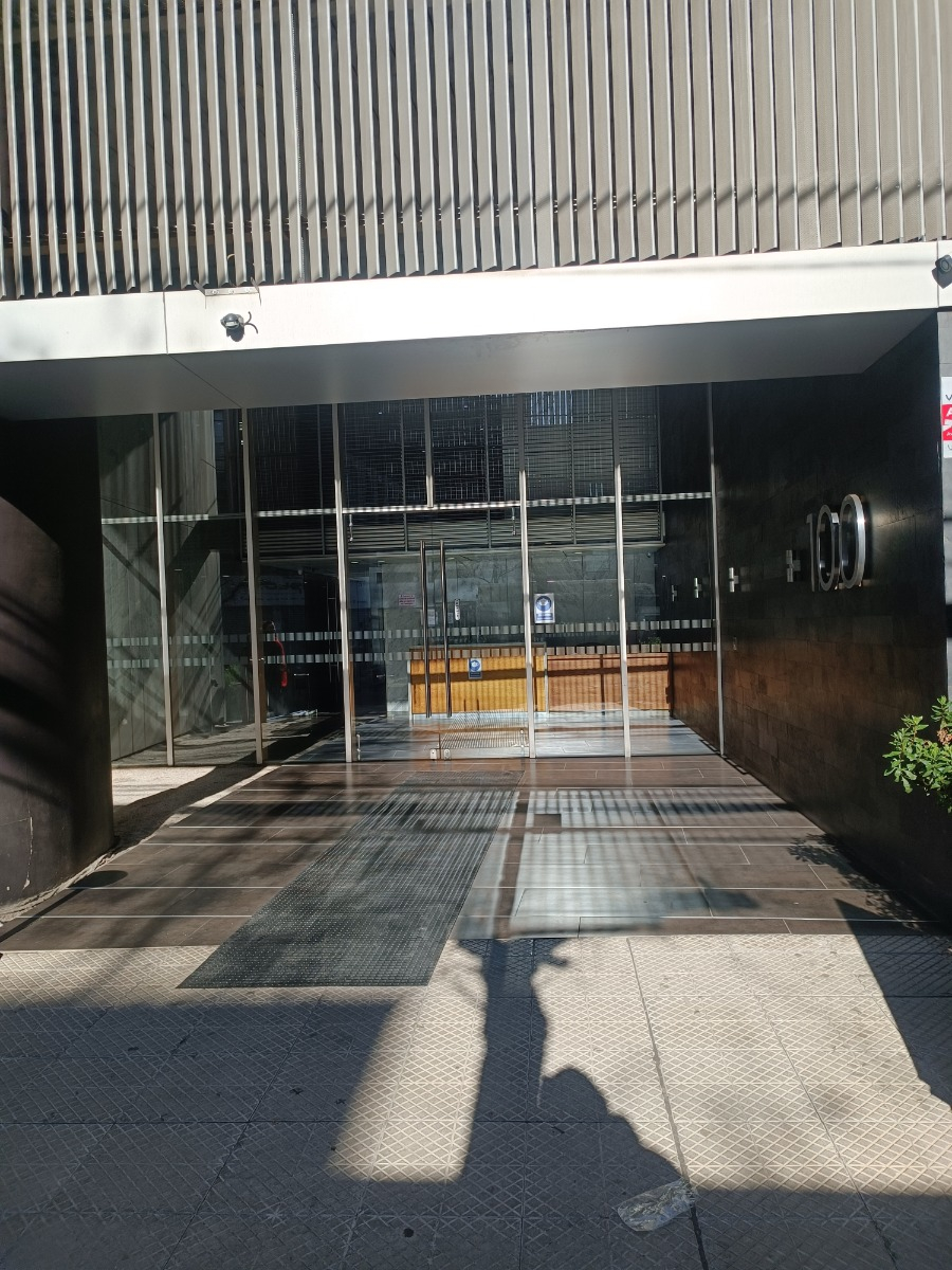 Arriendo Oficina SO 1B 1E Pedro de Valdivia - Providencia