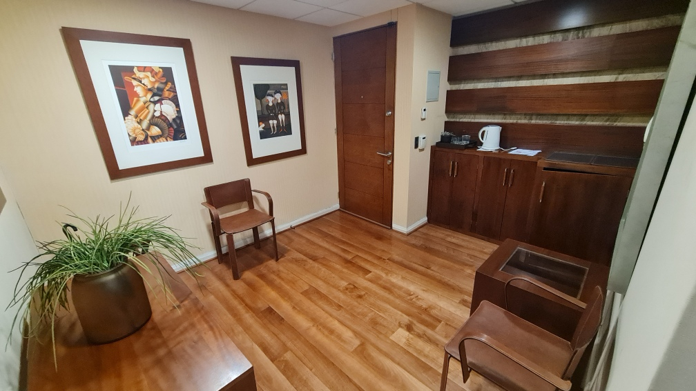 Arriendo Oficina 2B 2E Estoril - Las Condes