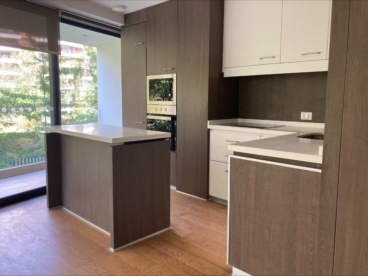 Arriendo Departamento 2D Barrio El Golf - Las Condes