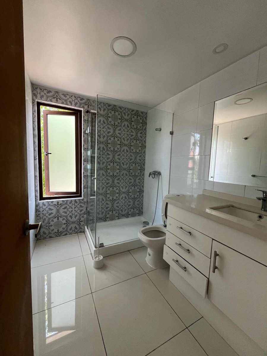 Arriendo Casa 3D 3B 2E 1B Metro Manquehue - Apumanque - Las Condes