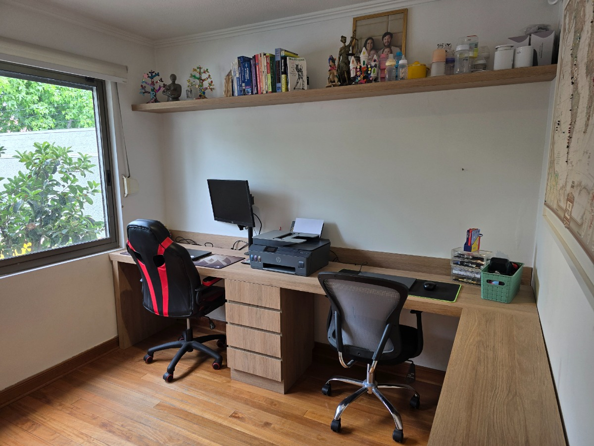 Venta Casa P 5D 4B 2E 2B San Carlos de Apoquindo - Las Condes