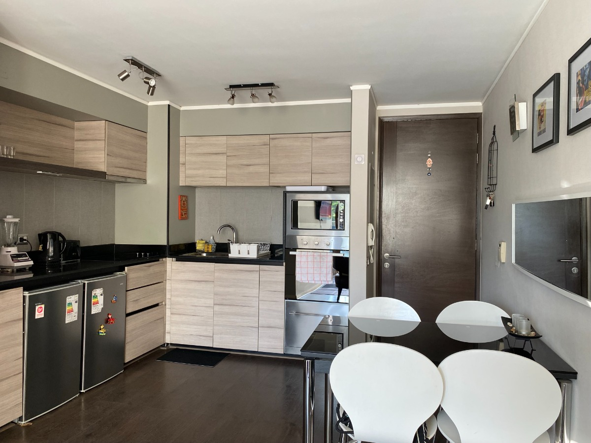 Arriendo Departamento SP 1D en suite Walk-in cl&oacute;set 2B 1E 1B Metro Hernando de Magallanes - Las Condes
