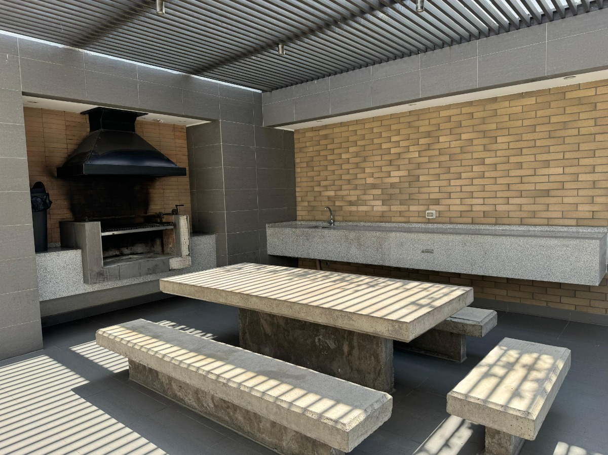 Venta Inversi&oacute;n Departamento 1er. Piso 1D 1B - Las Condes