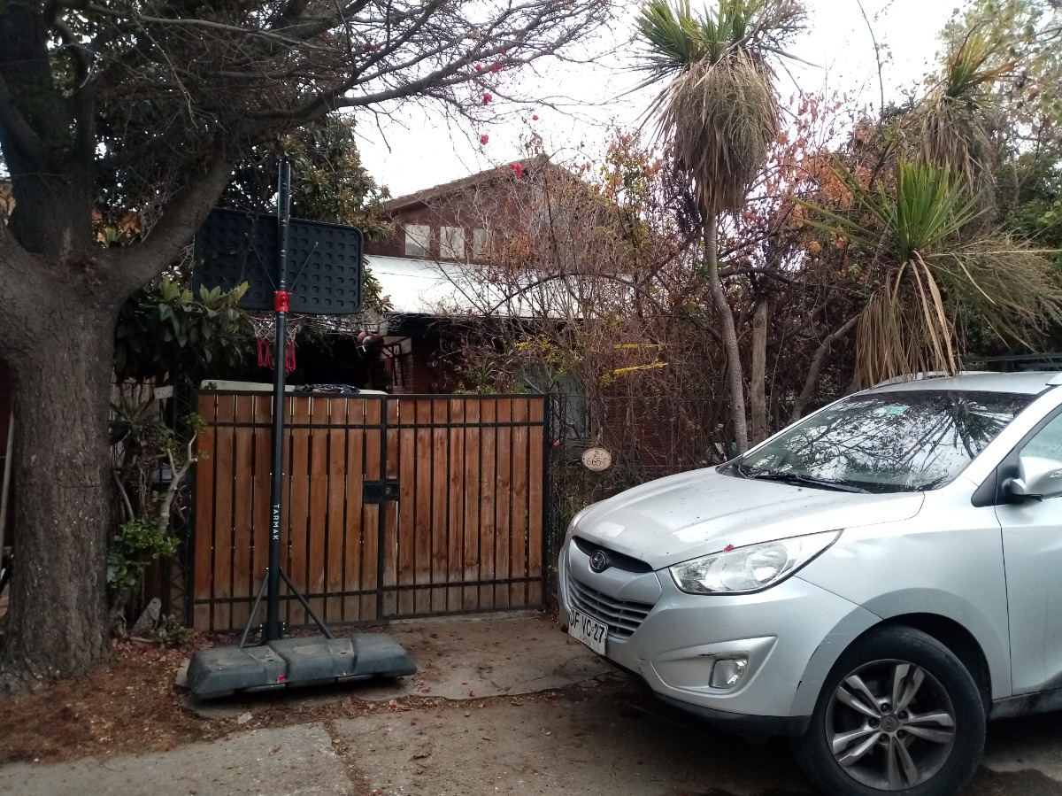 Venta Casa O 4D en suite 2B 2E Blest Gana - La Reina