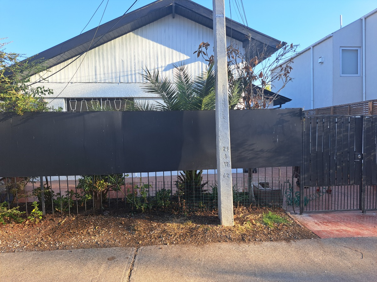 Arriendo Casa NO 3D 2B 2E 1B Juan XXIII - Vitacura