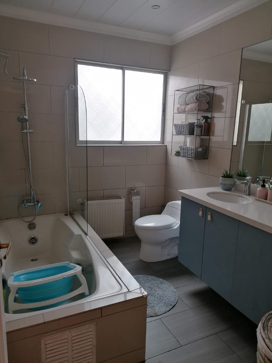 Arriendo Casa 5D en suite Walk-in cl&oacute;set 5B 3E 1B Sebasti&aacute;n Elcano - Las Condes