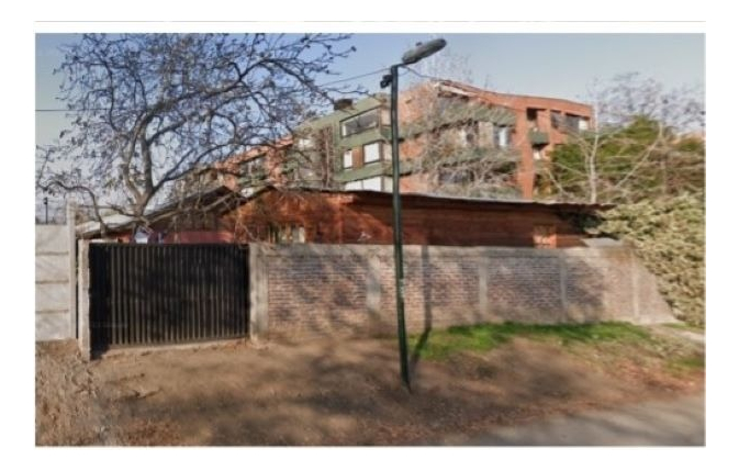 Venta Casa NO 3D 1B 2E Antigua Lo Barnechea - Lo Barnechea