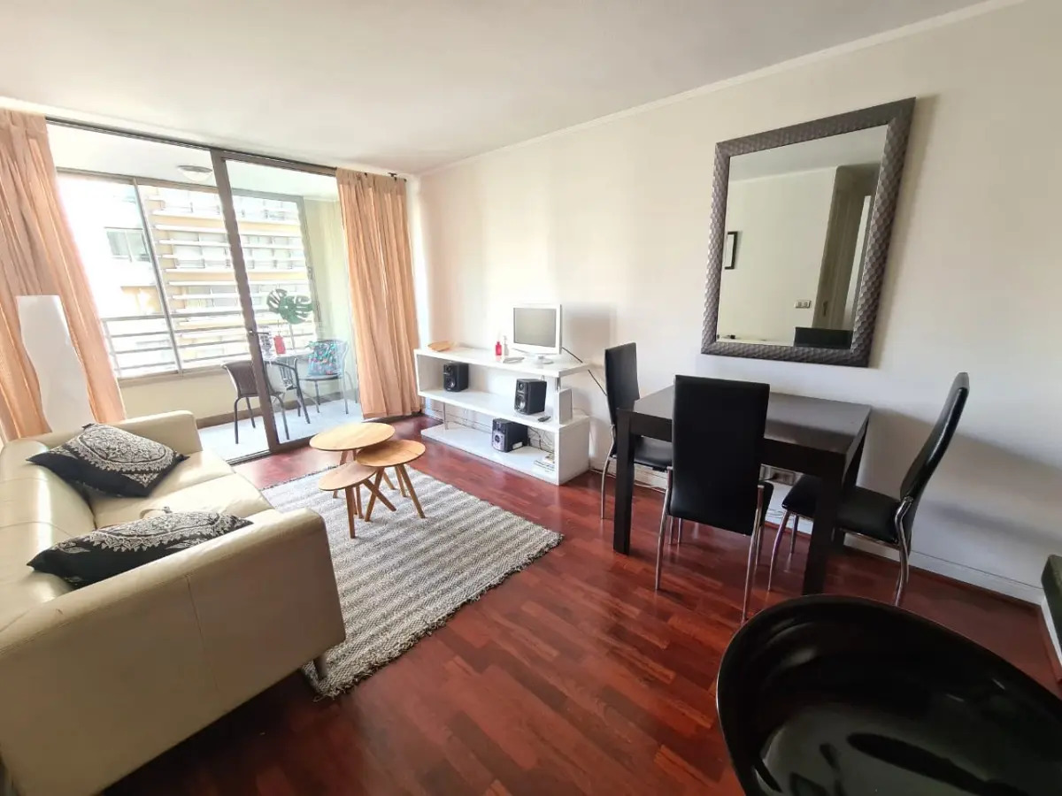 Arriendo Departamento SO 2D en suite 2B 1E 1B Metro Escuela Militar - Las Condes