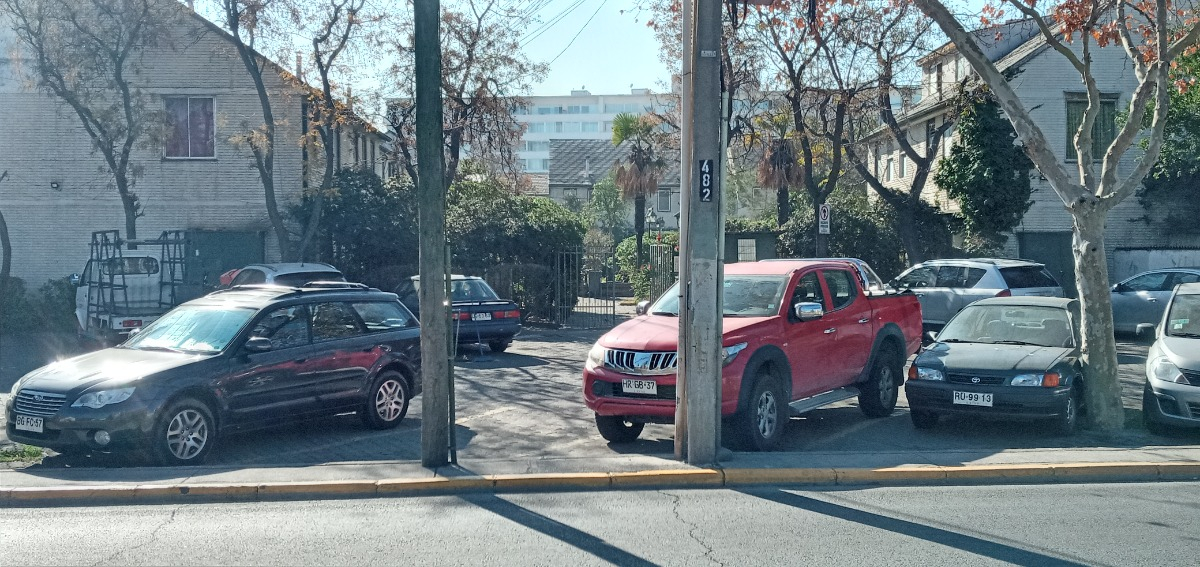 Arriendo Casa 4D Metro Hernando de Magallanes - Las Condes