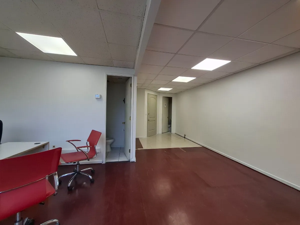 Venta Oficina 2B Los Leones - Providencia