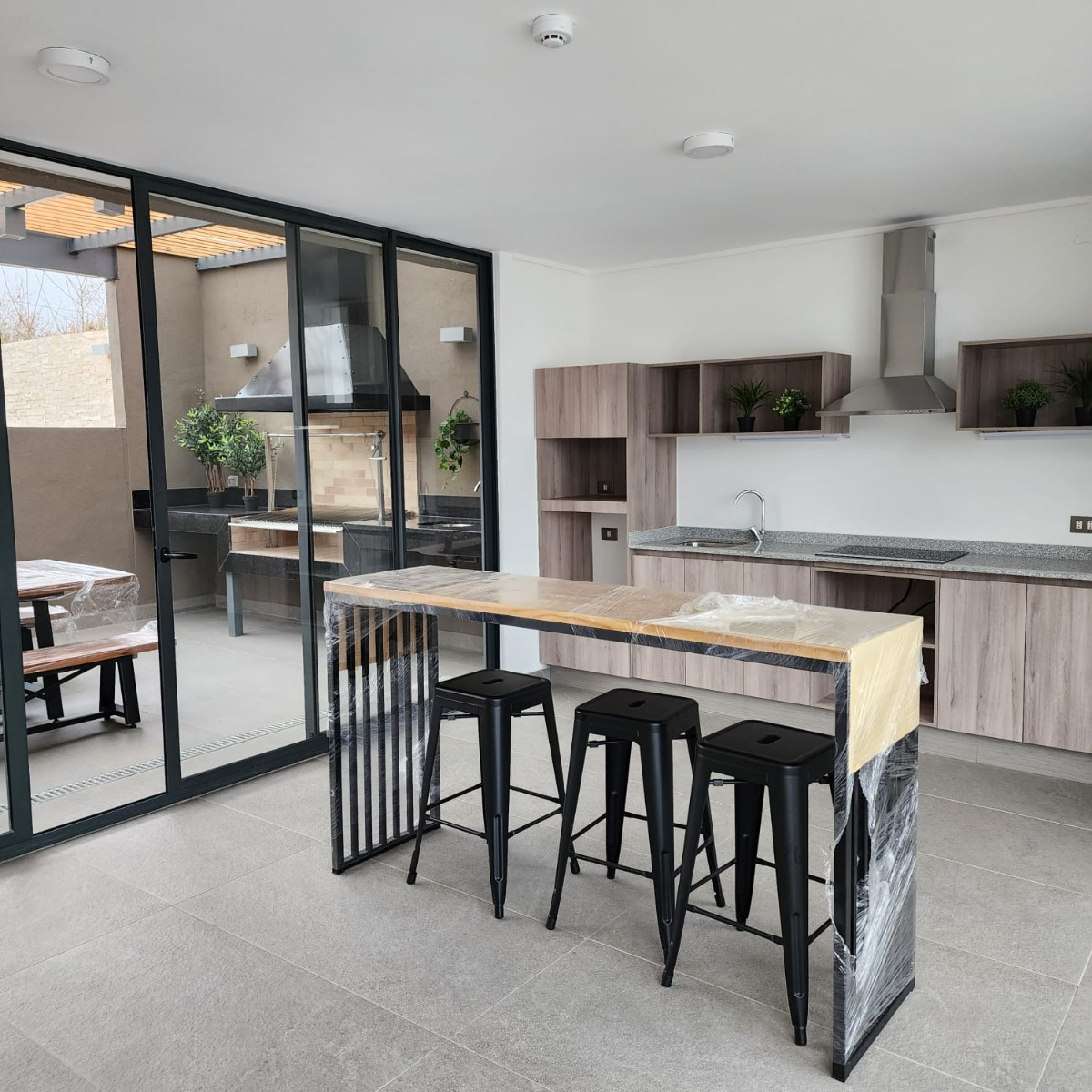 Venta Departamento O 2D en suite 2B 1E 1B Antigua Lo Barnechea - Lo Barnechea
