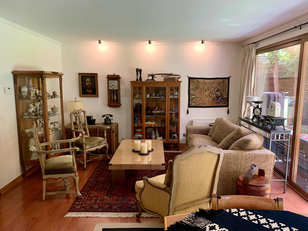 Venta Casa 4D 4B 2E San Carlos de Apoquindo - Las Condes