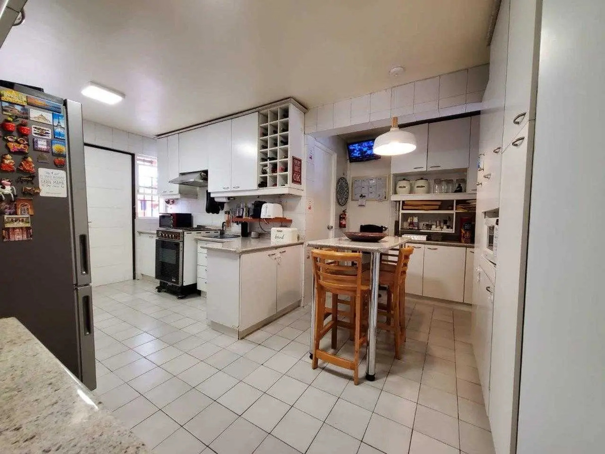Venta Casa NOSP 5D en suite Walk-in cl&oacute;set 4B 6E 1B El Huinganal - Lo Barnechea