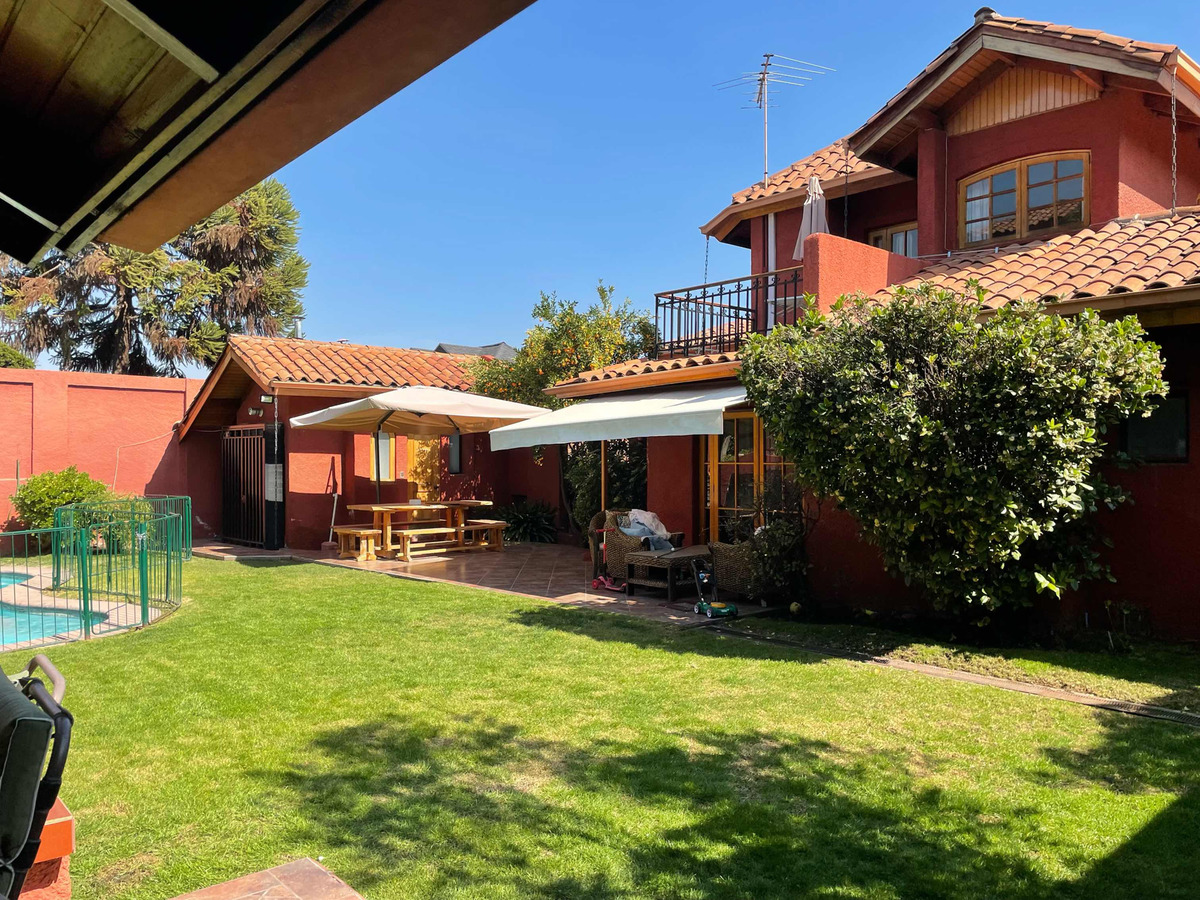 Venta Casa 5D 3B 2E Col&oacute;n Oriente - Vital Apoquindo - Las Condes