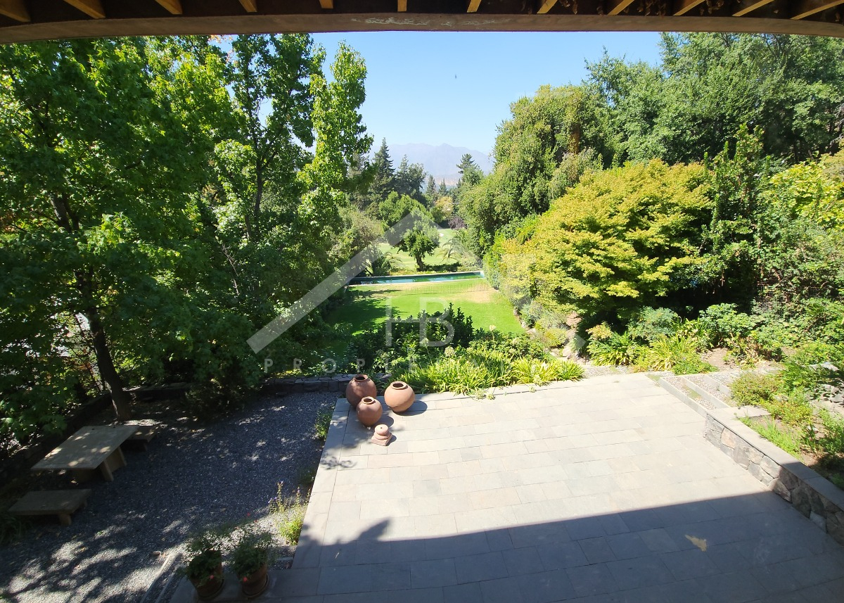 Arriendo Casa NO 4D en suite Walk-in cl&oacute;set 4B 3E 1B La Dehesa - Lo Barnechea