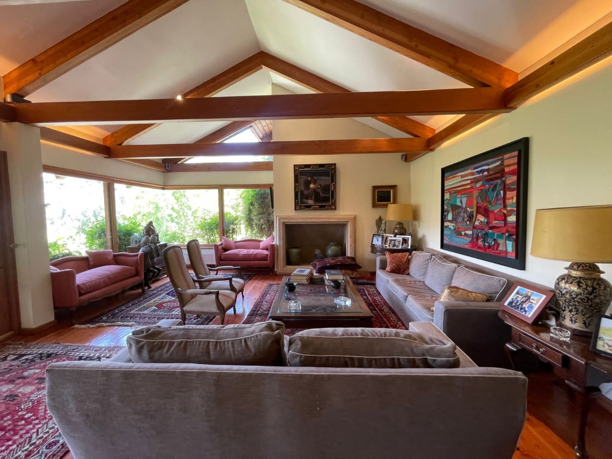 Venta Casa 7D en suite Walk-in cl&oacute;set 4B 6E 2B La Dehesa - Lo Barnechea