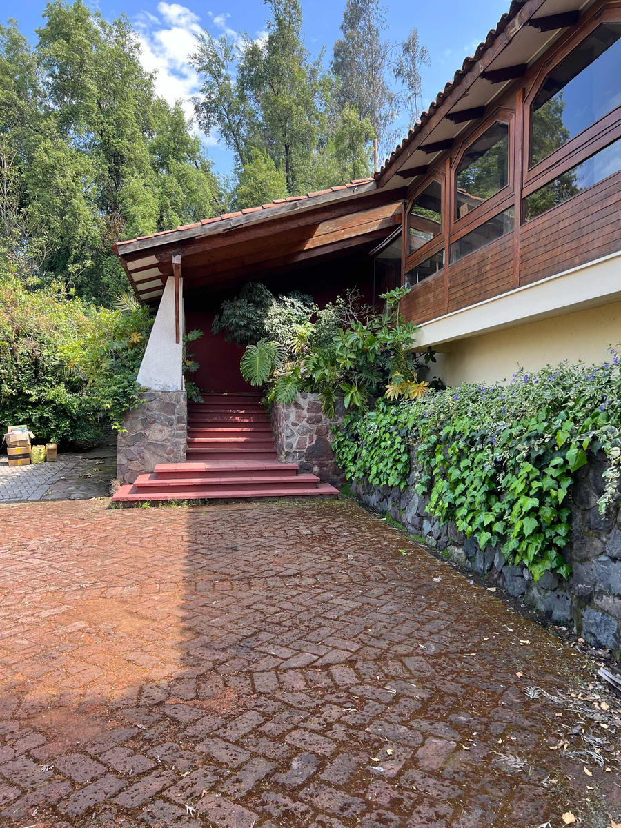 Venta Casa 5D 4B 8E Lo Curro - Vitacura