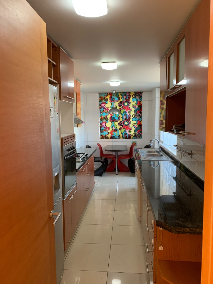 Arriendo Departamento NO 4D en suite Walk-in cl&oacute;set 3B 2E 1B Metro Manquehue - Apumanque - Las Condes