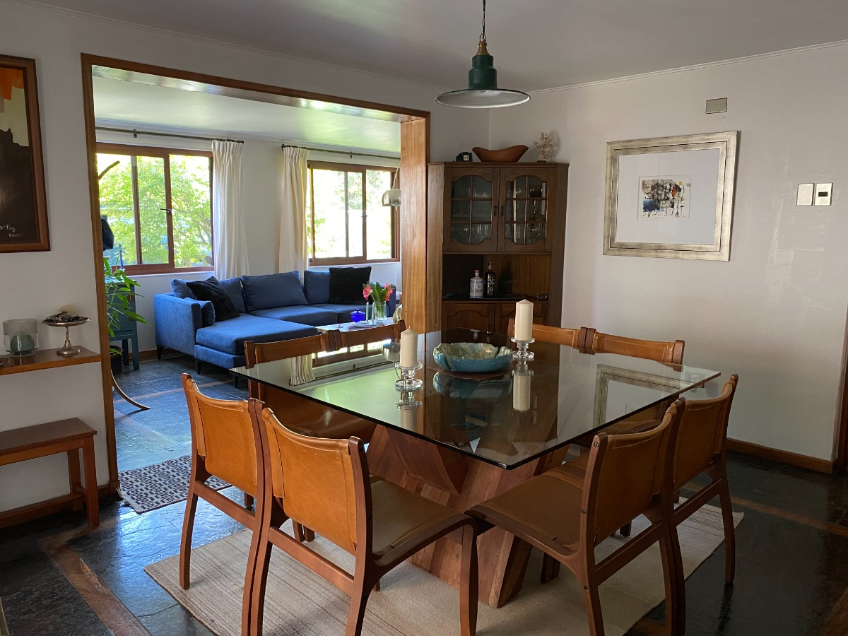 Venta Casa NOSP 4D en suite Walk-in cl&oacute;set 3B 2E 2B Estadio Croata - Vitacura